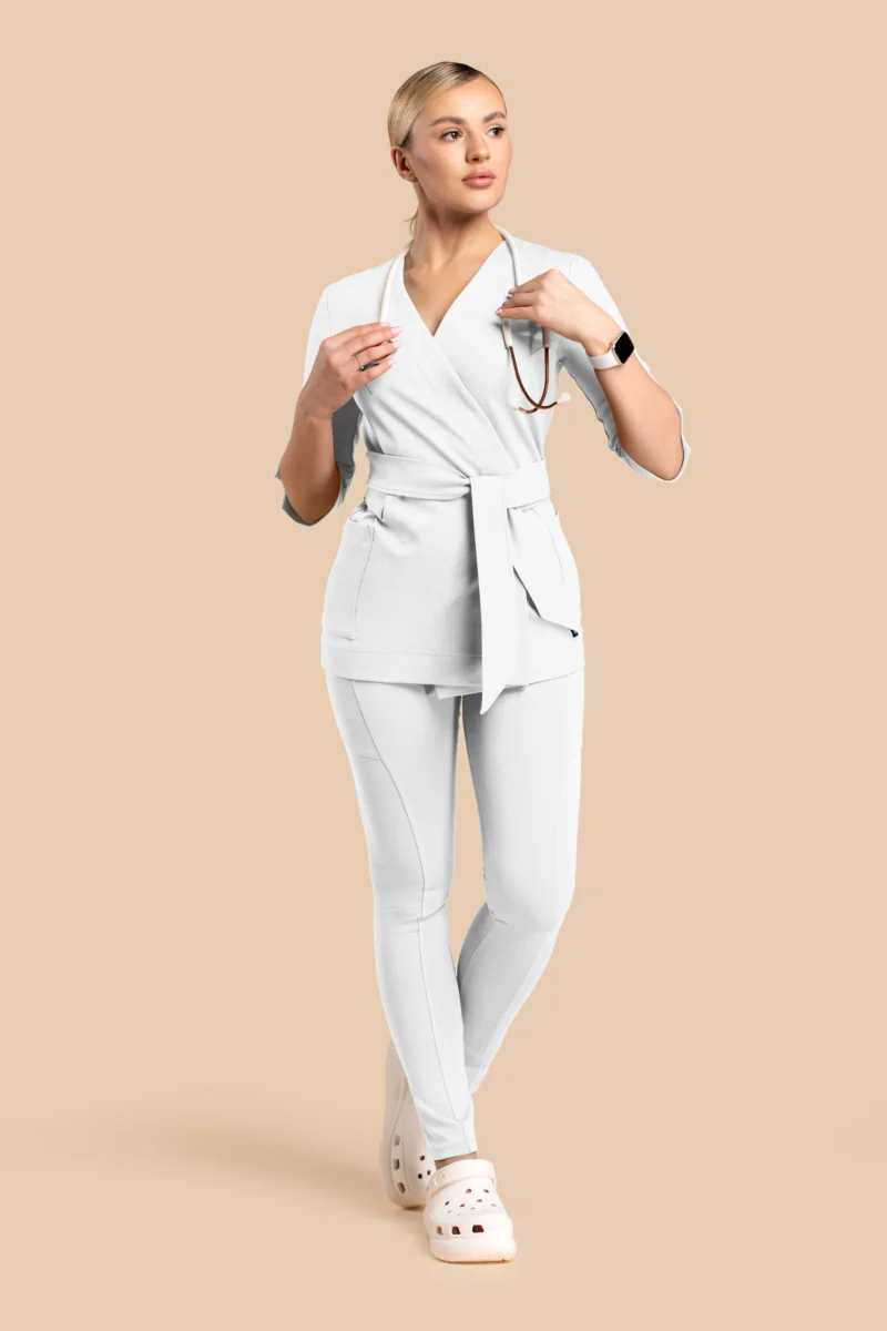Komplet medyczny damski - Scrubs Tunika medyczna kopertowa damska rękaw 3/4 + Skinny Pants biały
